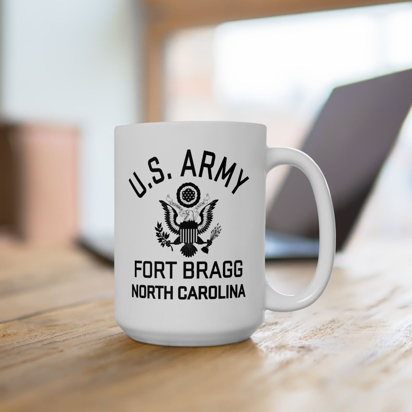 US Army Fort Bragg Eagle Emblem Ceramic Mug – Vintage WWII U.S. Army Reproduction – 11oz & 15oz (P-6040)