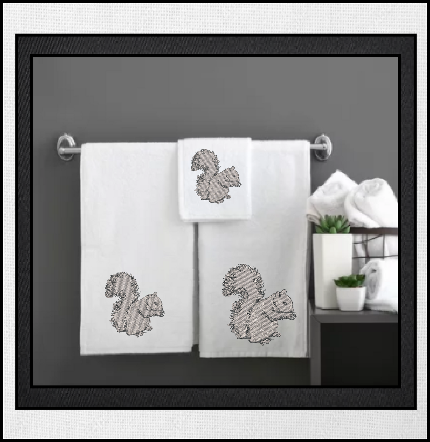 Squirrel Machine Embroidery Design | Woodland Wildlife Animal Sketch, 6 Sizes (0417)