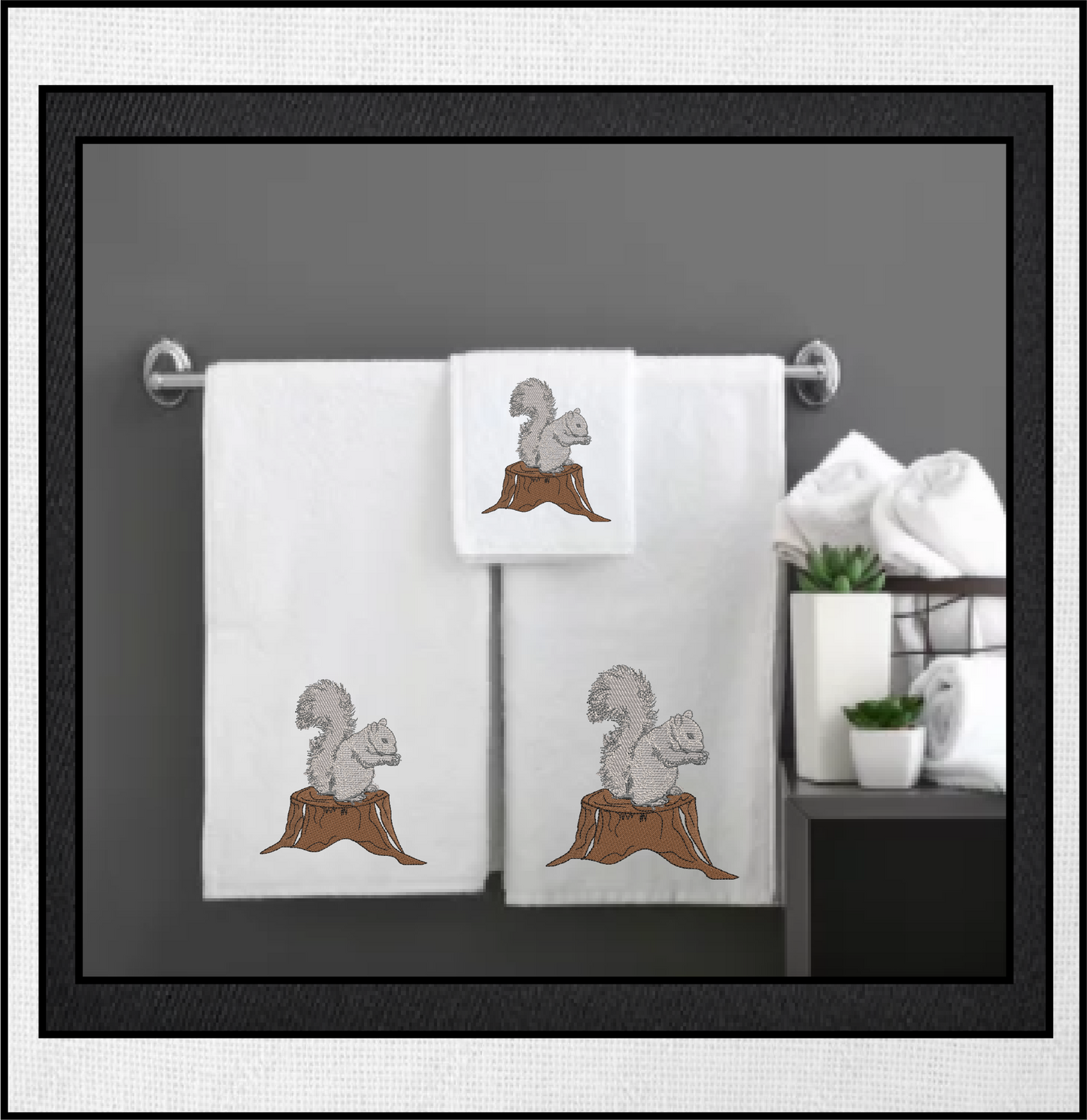 Squirrel Machine Embroidery Design | Squirrel on Tree Stump Embroidery | Woodland Animal Embroidery Pattern | Nature Embroidery File (0467)