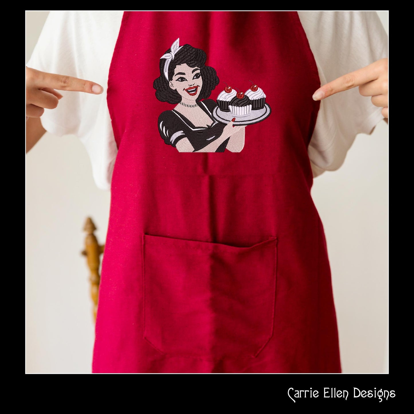 Housewife with Cupcakes Machine Embroidery Design, Vintage Woman with Baked Cakes, 50s Classic Mom, 6 Sizes (3280)