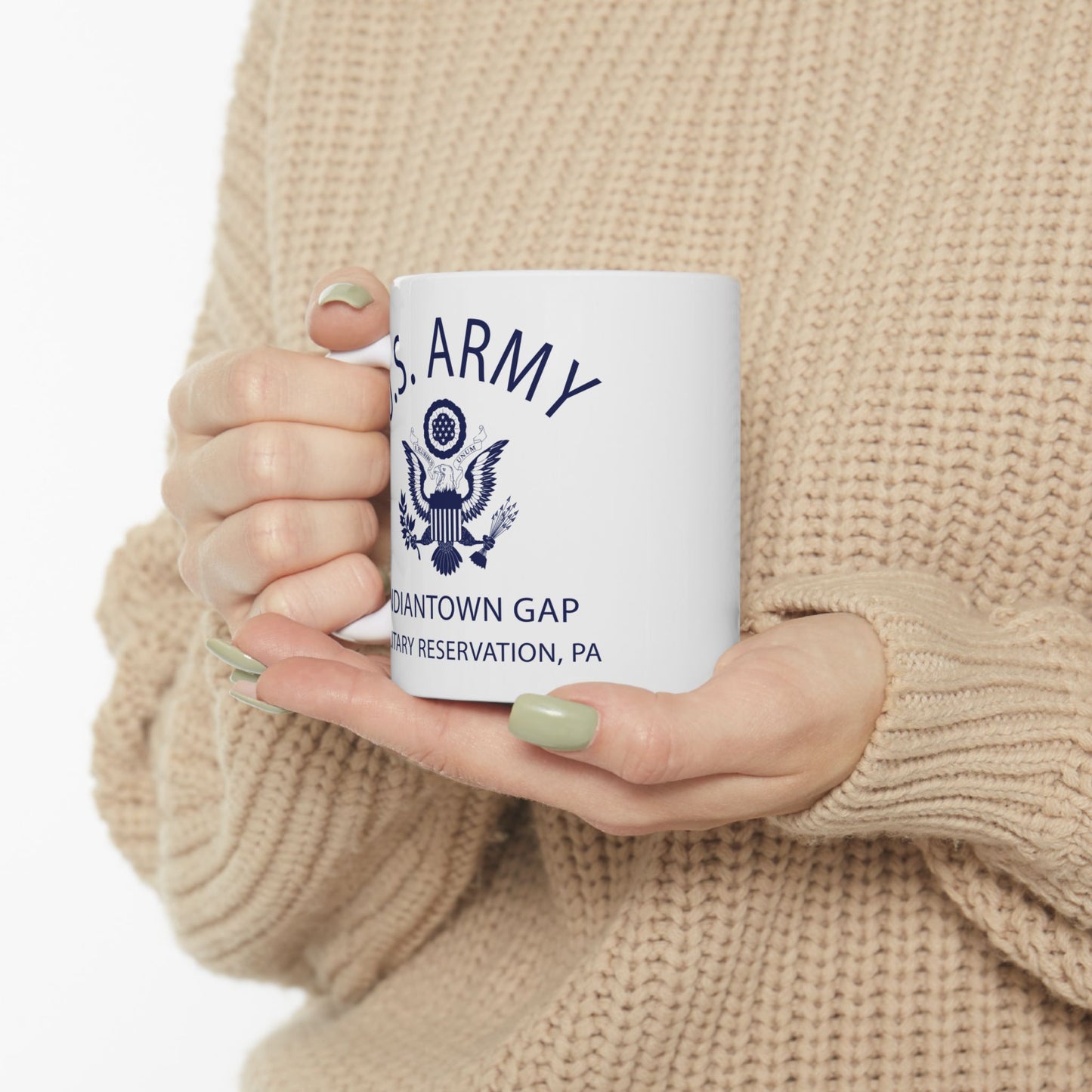 US Army Indiantown Gap Military Reservation PA Eagle Emblem Ceramic Mug – Vintage WWII U.S. Army Reproduction – 11oz & 15oz (P-6042)