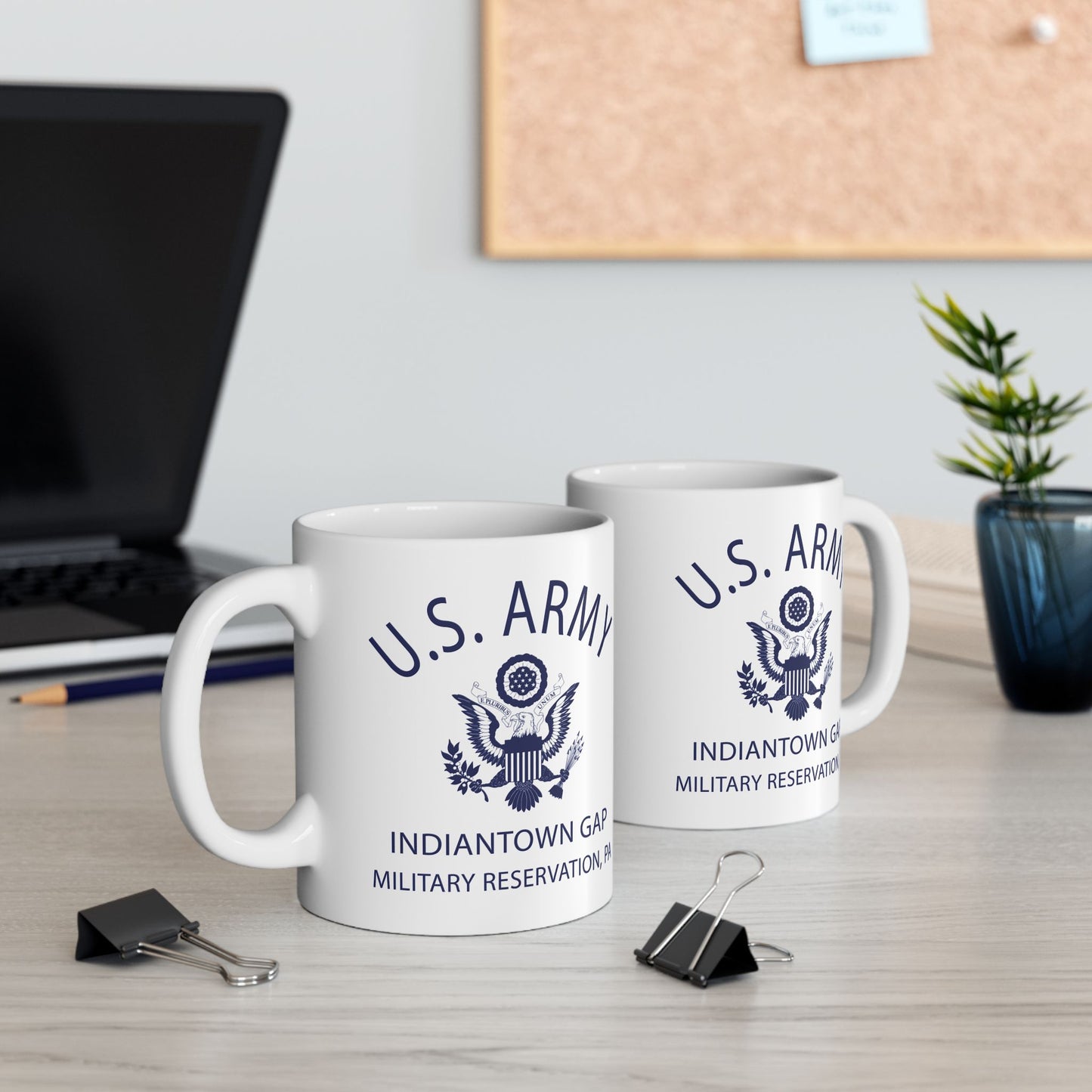 US Army Indiantown Gap Military Reservation PA Eagle Emblem Ceramic Mug – Vintage WWII U.S. Army Reproduction – 11oz & 15oz (P-6042)