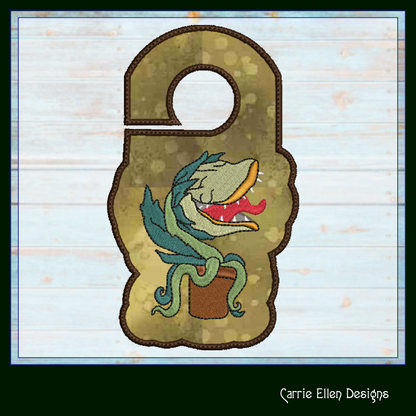 Audrey 2 ITH Doorknob Hanger Machine Embroidery Design, Classic Horror Character Little Shop Of Horrors Monster Plant (2180)