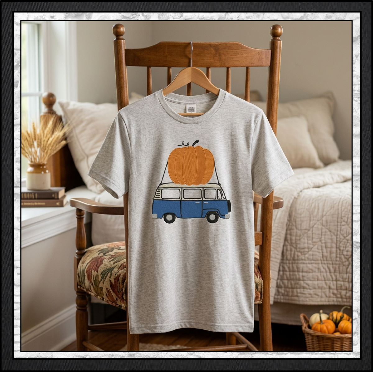 Vintage Camper Van with Giant Pumpkin Machine Embroidery Design, 6 Sizes (4370)