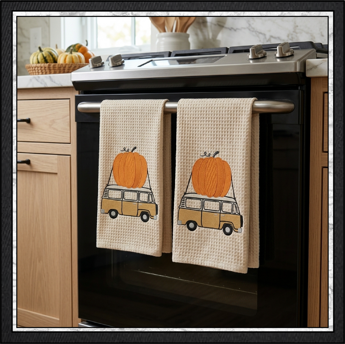 Vintage Camper Van with Giant Pumpkin Machine Embroidery Design, 6 Sizes (4370)