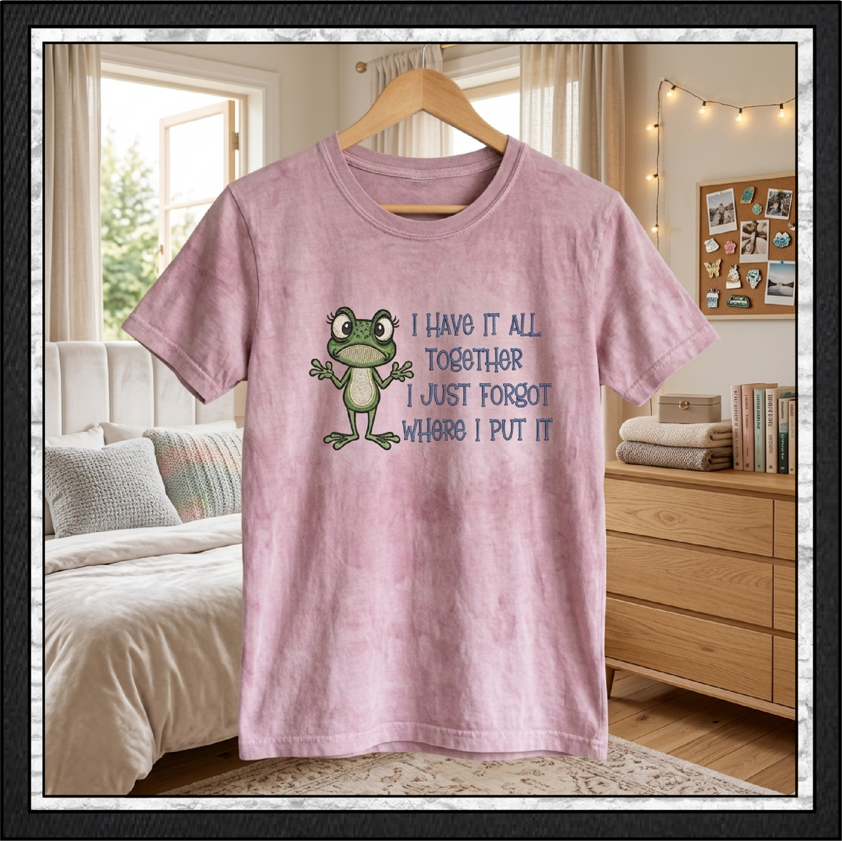 I Have It All Together I Just Forgot Where I Put It Frog Machine Embroidery Design, 6 Sizes (4392)