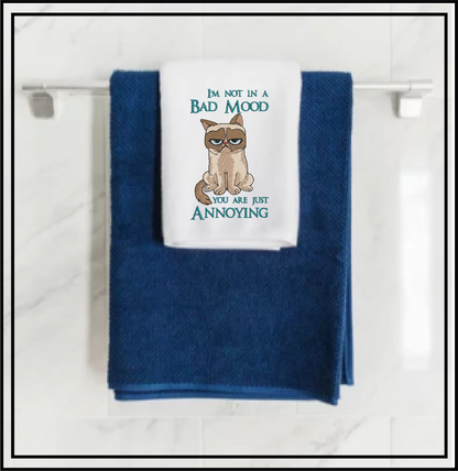 I’m Not in a Bad Mood Cat Embroidery Design – Grumpy Cat Saying – Humorous Machine Embroidery File, 6 Sizes (0668)
