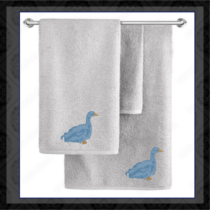 Sebastopol Goose Machine Embroidery Design | Feathered Goose Silhouette | Duck and Bird Embroidery Pattern | 6 Sizes (0749)